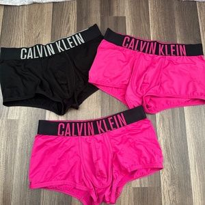Calvin Klein CK - Lot of 3 Trunks / Underwear - Large - Black/Pink